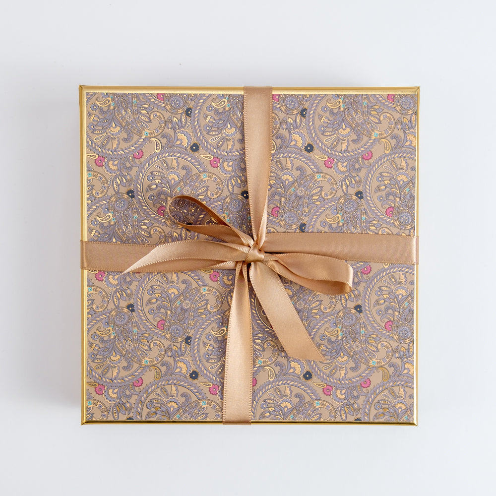 36 Pralinen | weihnachtliches Paisley | vier Farben